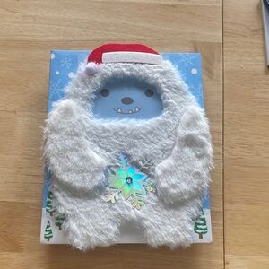 Papyrus Festive White Yeti Gift Bag
